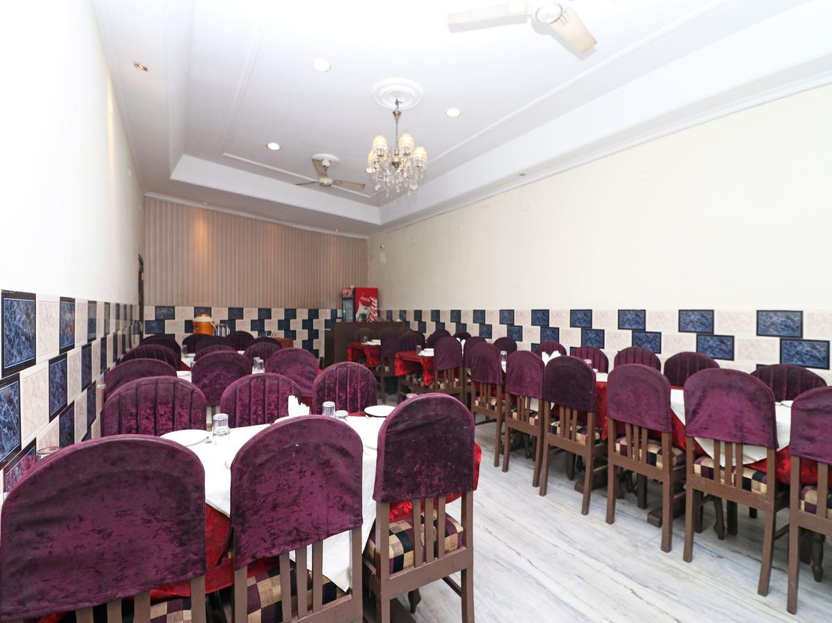 Oyo 11526 Hotel Apollo Agra  Buitenkant foto